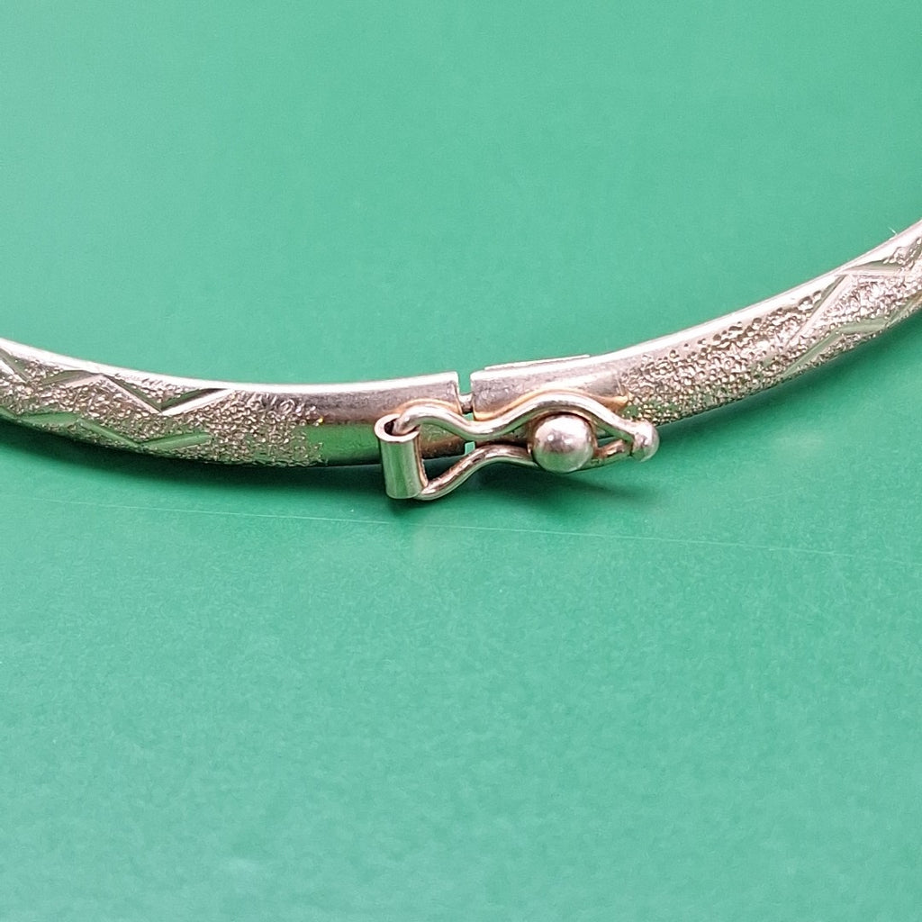 PULSERA RIGIDA ORO 14 K 4.2 GRMS (SEMINUEVO)