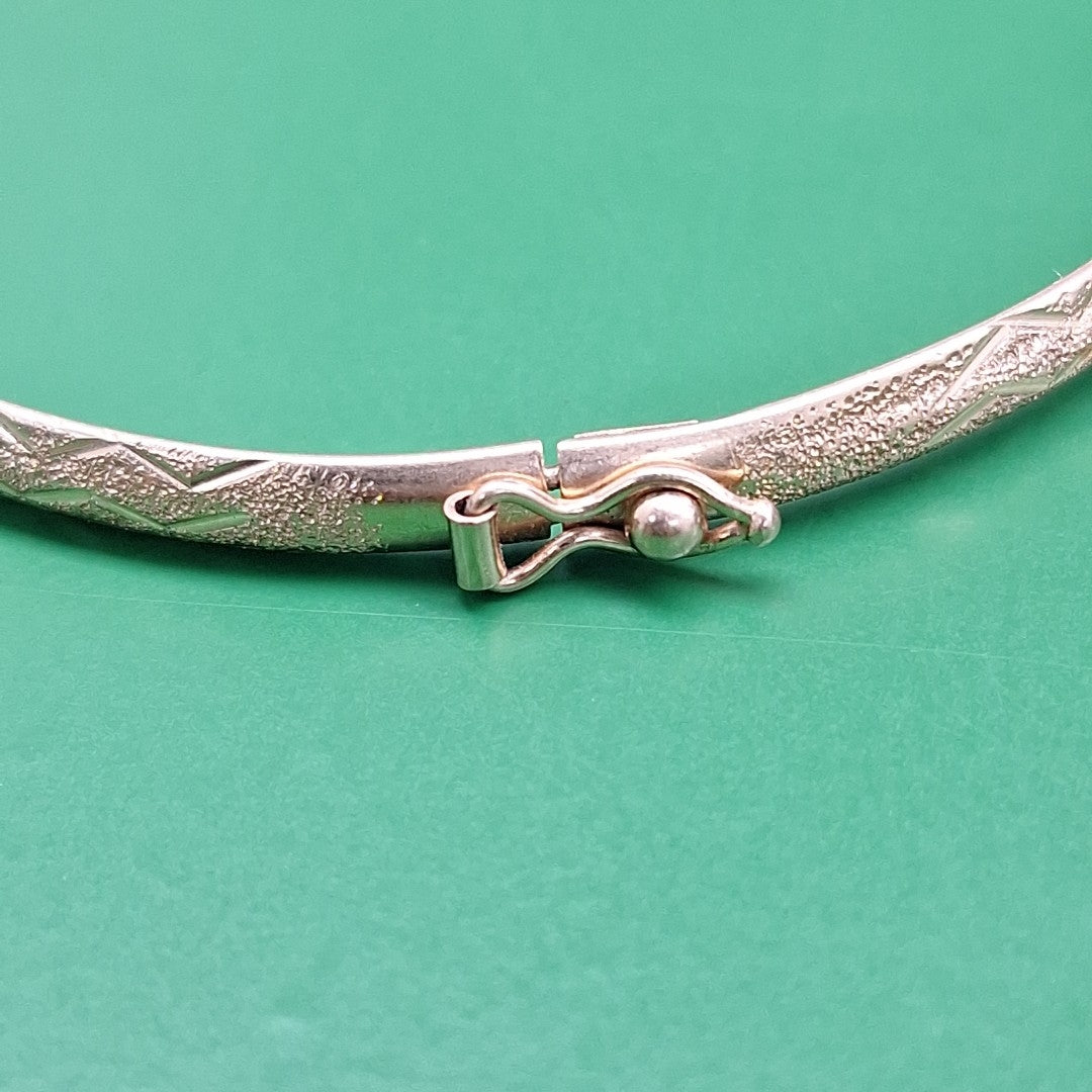 PULSERA RIGIDA ORO 14 K 4.2 GRMS (SEMINUEVO)
