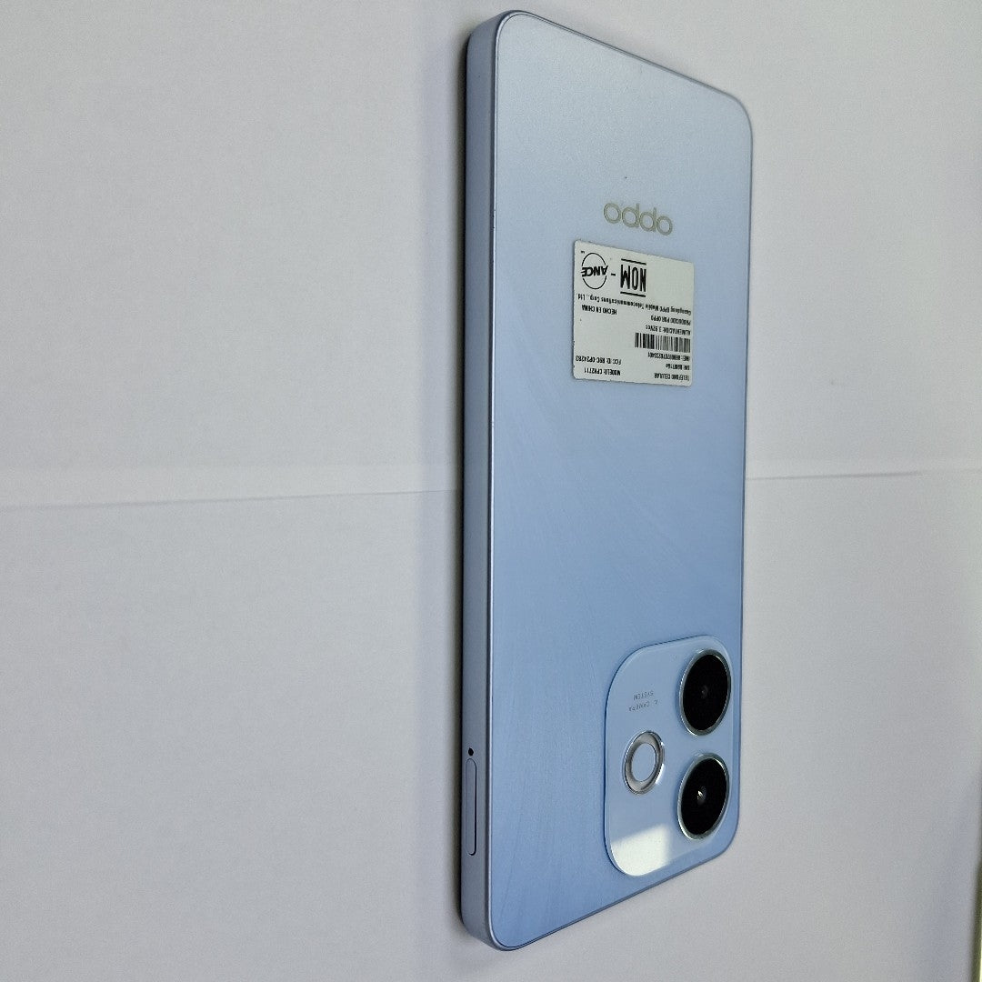 CELULAR OPPO A5 PRO CPH2711 (2025) 256 GB 8 GB RAM (SEMINUEVO)