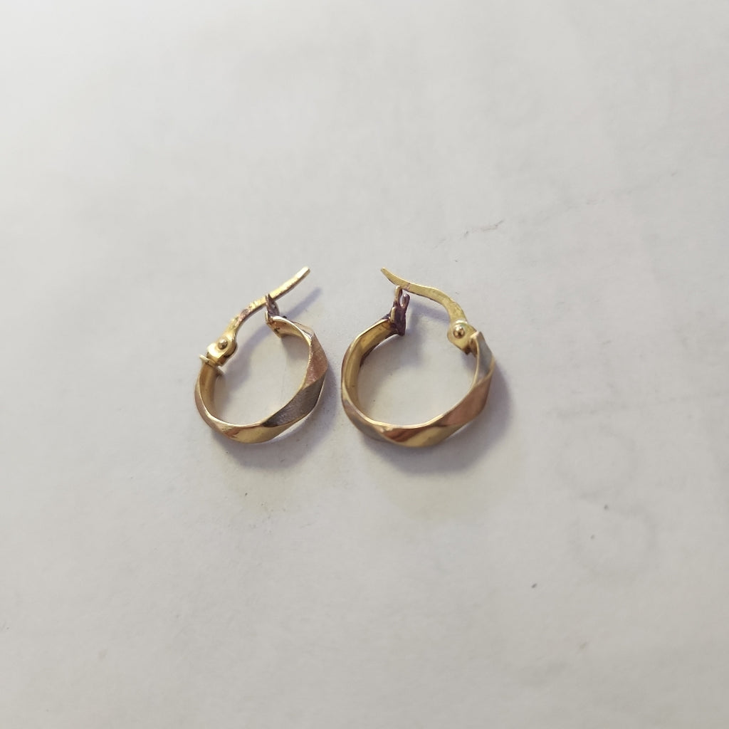 ARRACADAS PAR ORO 10 K 0.8 GRMS (SEMINUEVO)