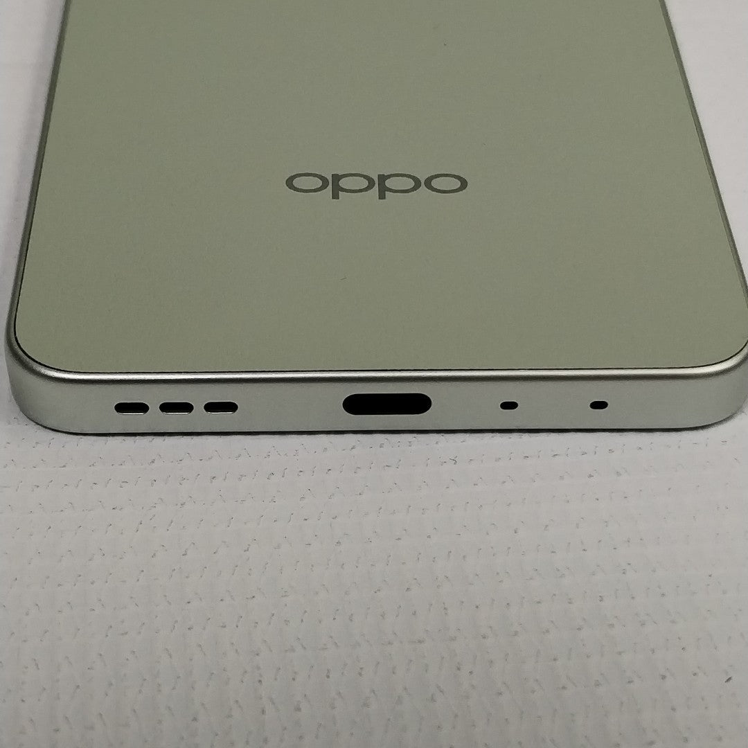 CELULAR OPPO A5 PRO CPH2711 (2025) 256 GB 8 GB RAM (SEMINUEVO)