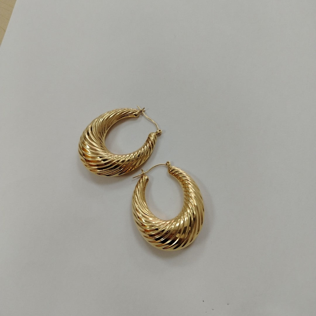 ARRACADAS PAR ORO 14 K 8.3 GRMS (SEMINUEVO)