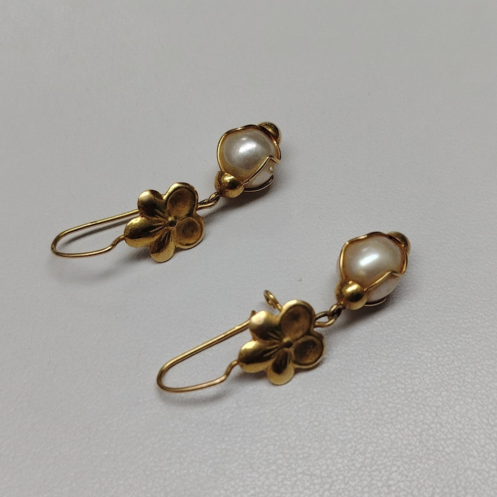 ARETES PAR ORO 18 K 3.4 GRMS (SEMINUEVO)