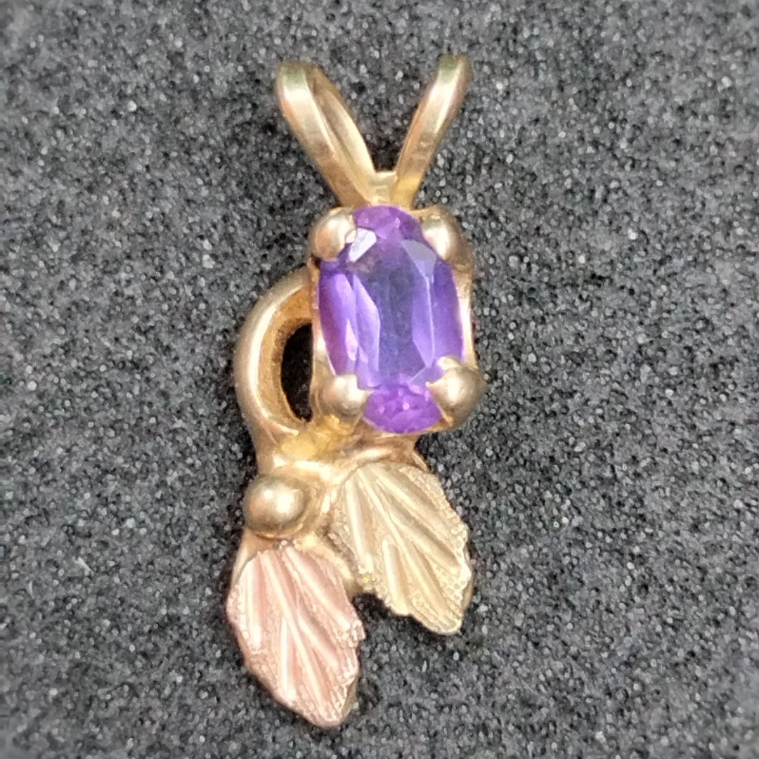 DIJE ORO 10 K 0.6 GRMS (SEMINUEVO)