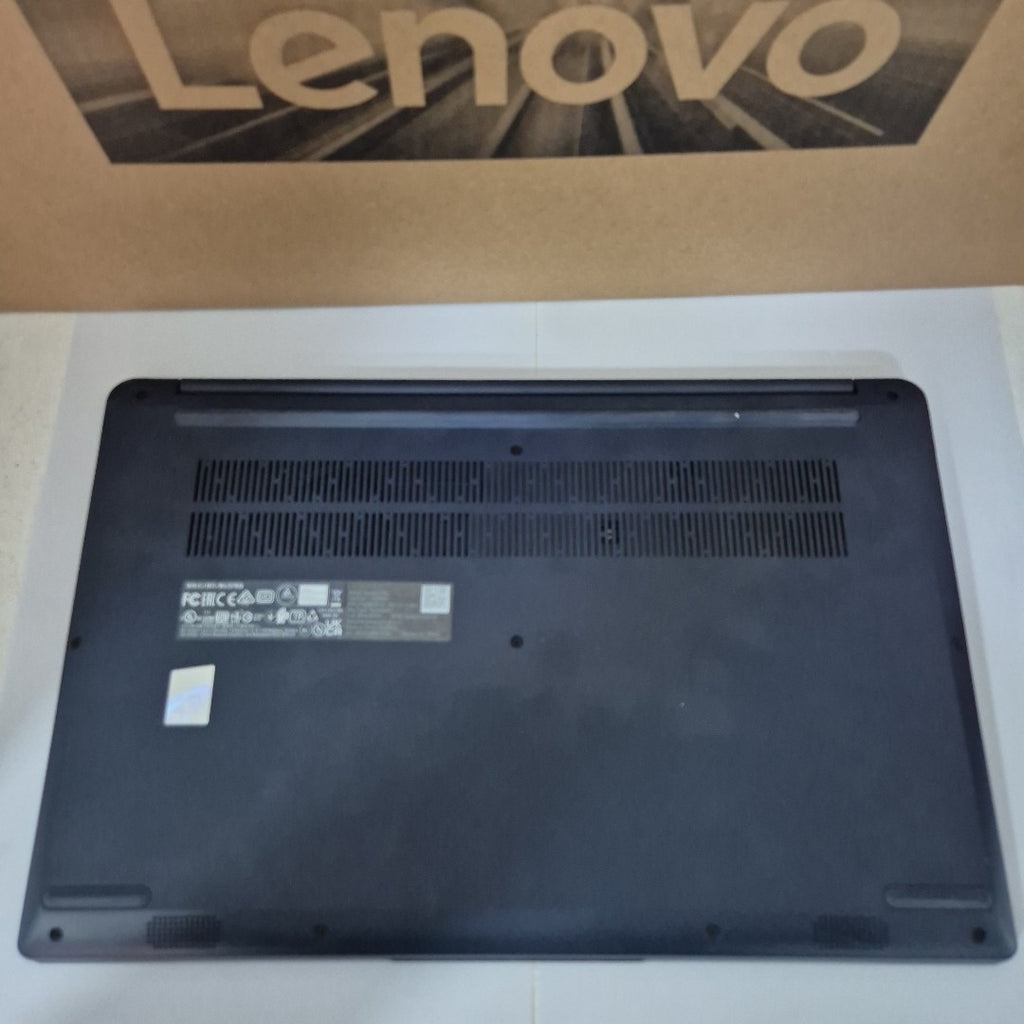 LAPTOP LENOVO IDEAPAD 1 15AMN7 (2023) 512 GB SSD 8 GB RAM (SEMINUEVO)