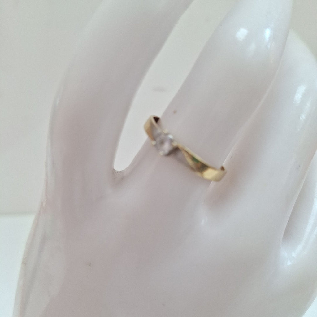 ANILLITO ORO 10 K 0.9 GRMS (SEMINUEVO)