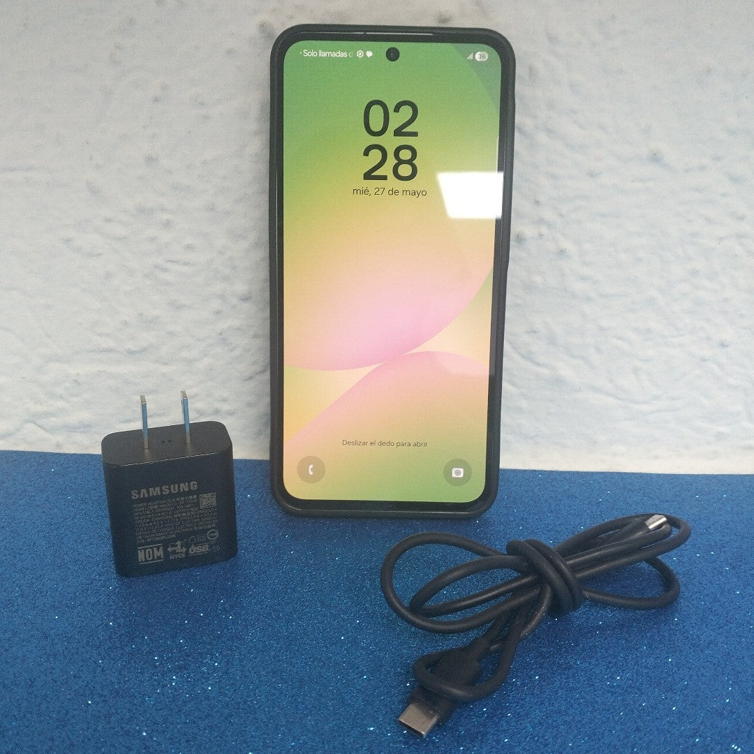 CELULAR SAMSUNG GALAXY A56 SM-A566E (2025) 128 GB 8 GB RAM (SEMINUEVO)
