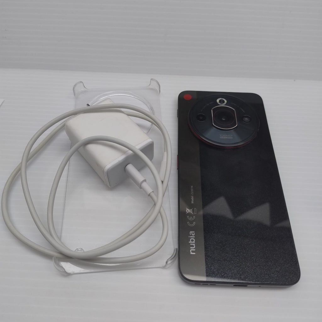 CELULAR NUBIA FOCUS PRO 5G Z2351N 256 GB 8 GB RAM (SEMINUEVO)