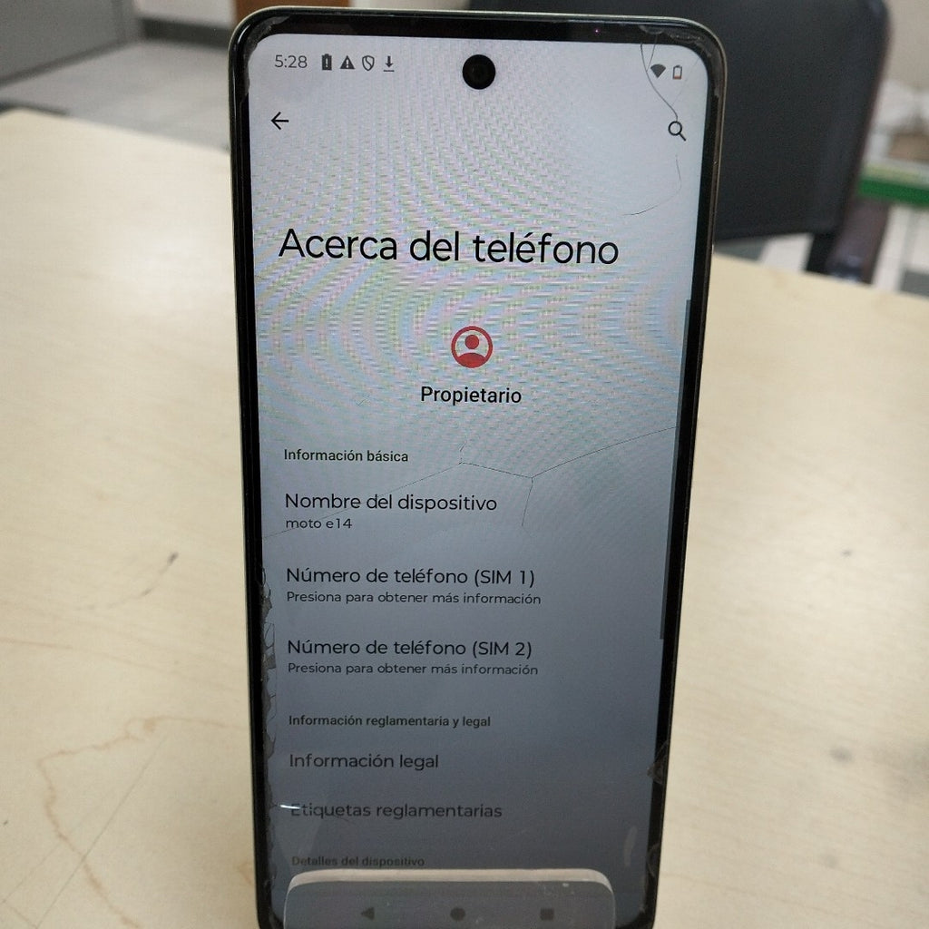 CELULAR MOTOROLA MOTO E14 XT2421-12 (2024) 64 GB 2 GB RAM (SEMINUEVO)