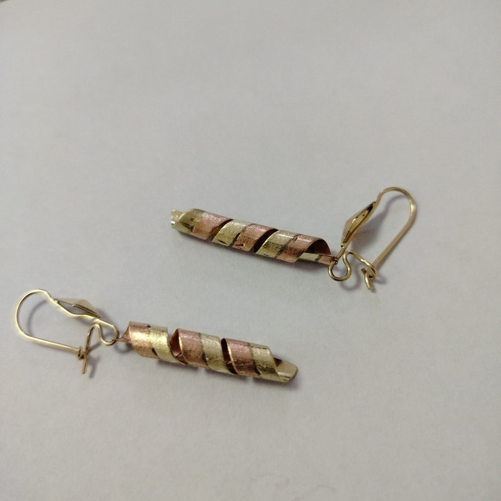 ARETES PAR ORO 8 K 2,80 GRMS (SEMINUEVO)