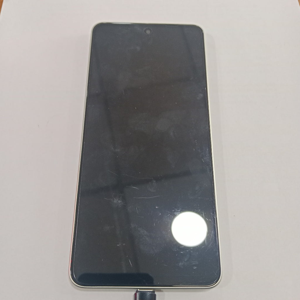 CELULAR OPPO A5 PRO CPH2711 (2025) 256 GB 8 GB RAM (SEMINUEVO)