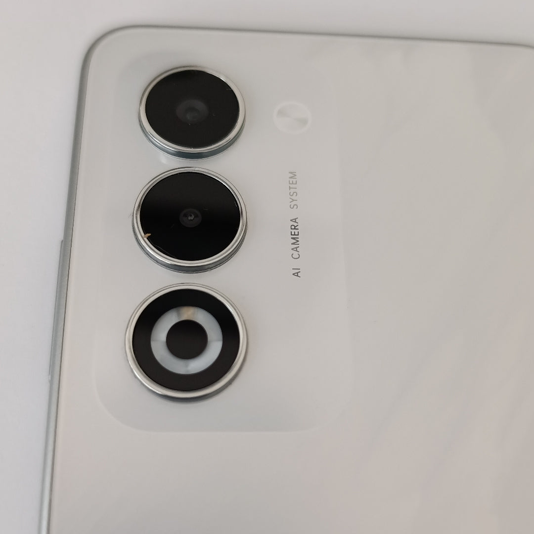 CELULAR OPPO A5 CPH2727 (2025) 256 GB 4 GB RAM (SEMINUEVO)