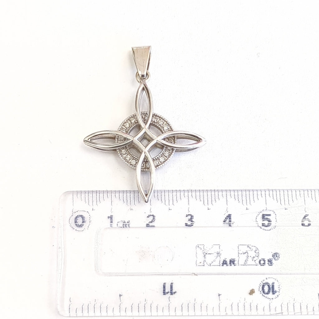DIJE ORO BLANCO 10 K 6.2 GRMS (SEMINUEVO)