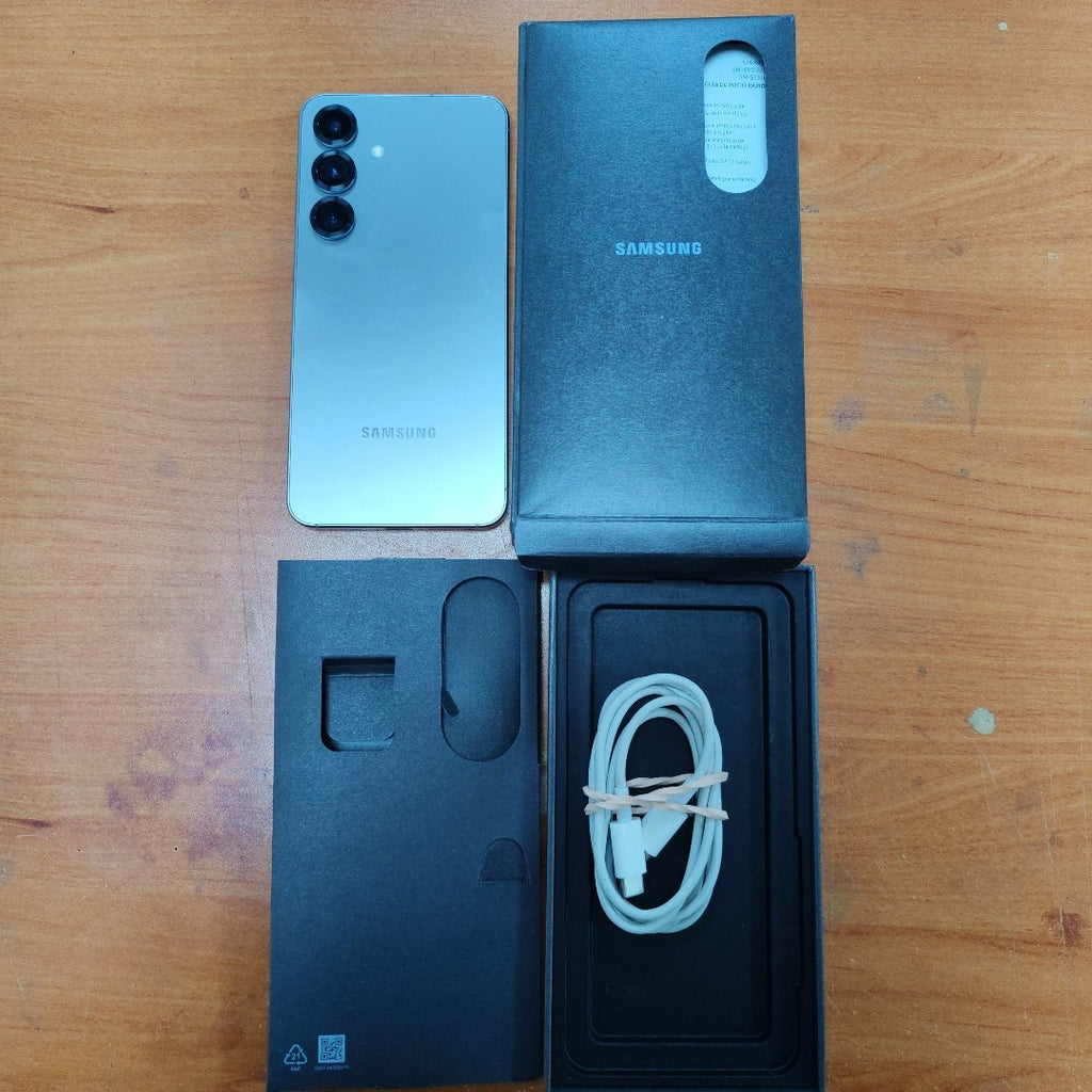 CELULAR SAMSUNG GALAXY S25 SM-S931B (2025) 256 GB 12 GB RAM (SEMINUEVO)