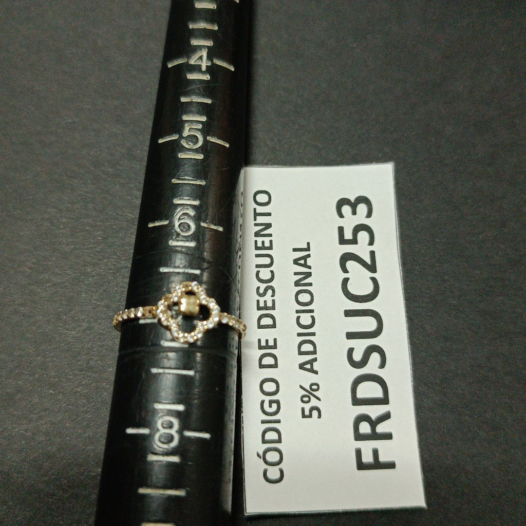 K1 1,00 GRMS 10 K ESPECIFICACIONES COMPLEMENTARIAS ANILLITO DE FLOR (SEMINUEVO)