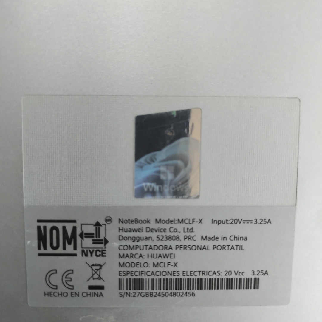 LAPTOP HUAWEI MATEBOOK D16 MCLF-X (2024) 256 GB SSD 8 GB RAM (SEMINUEVO)