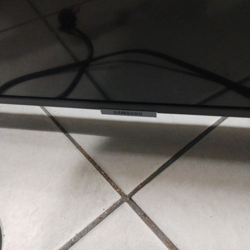 PANTALLA SAMSUNG UN55NU7090F (2019) 55" LED 4K (SEMINUEVO)