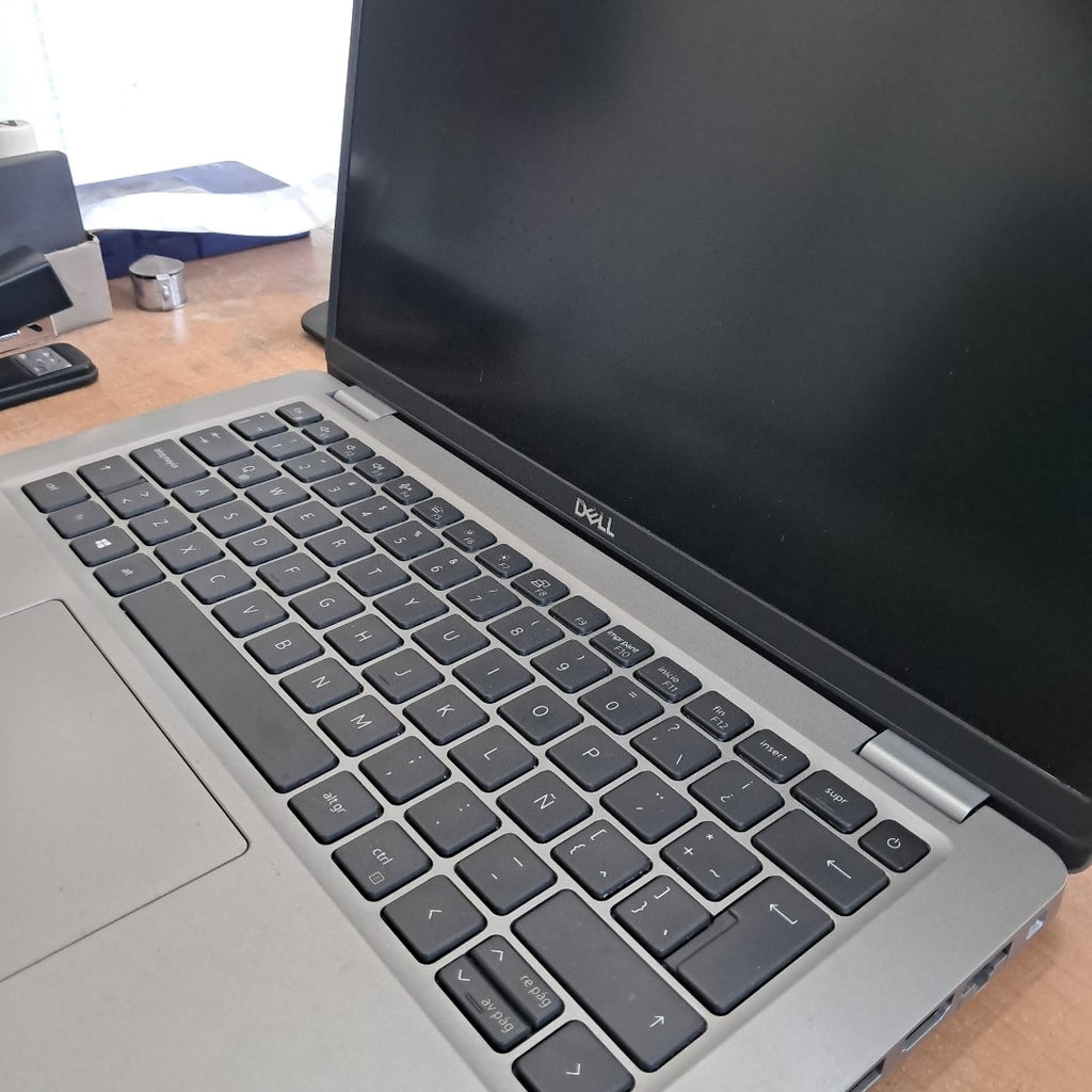 LAPTOP DELL LATITUDE 5420 (2022) 512 GB SSD 16 GB RAM (SEMINUEVO)