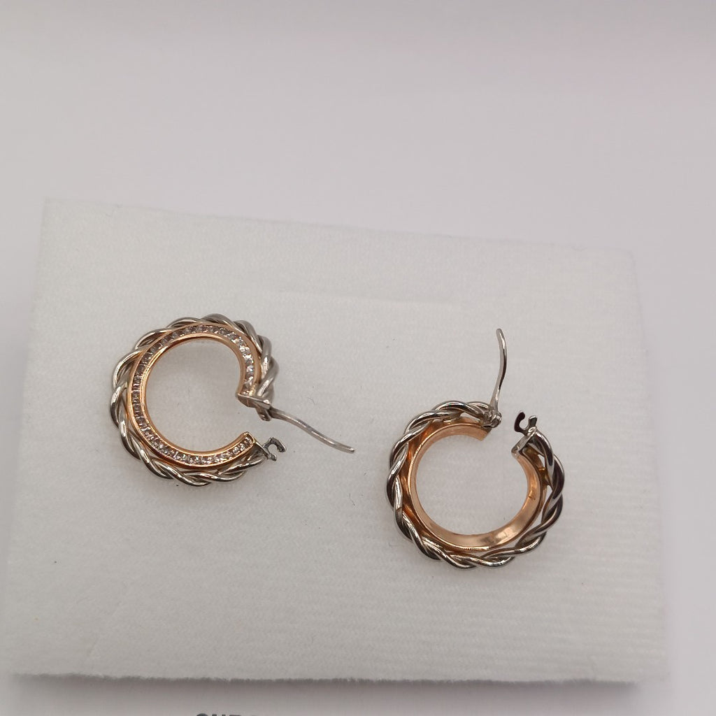 ARETES PAR ORO, ORO BLANCO 14 K 4.1 GRMS (SEMINUEVO)