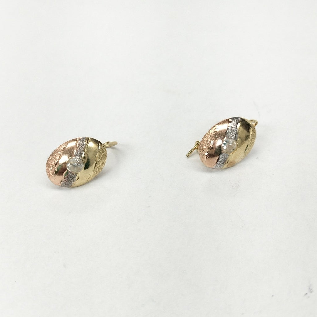 ARETES PAR ORO COMBINADO 14 K 1.2 GRMS (SEMINUEVO)