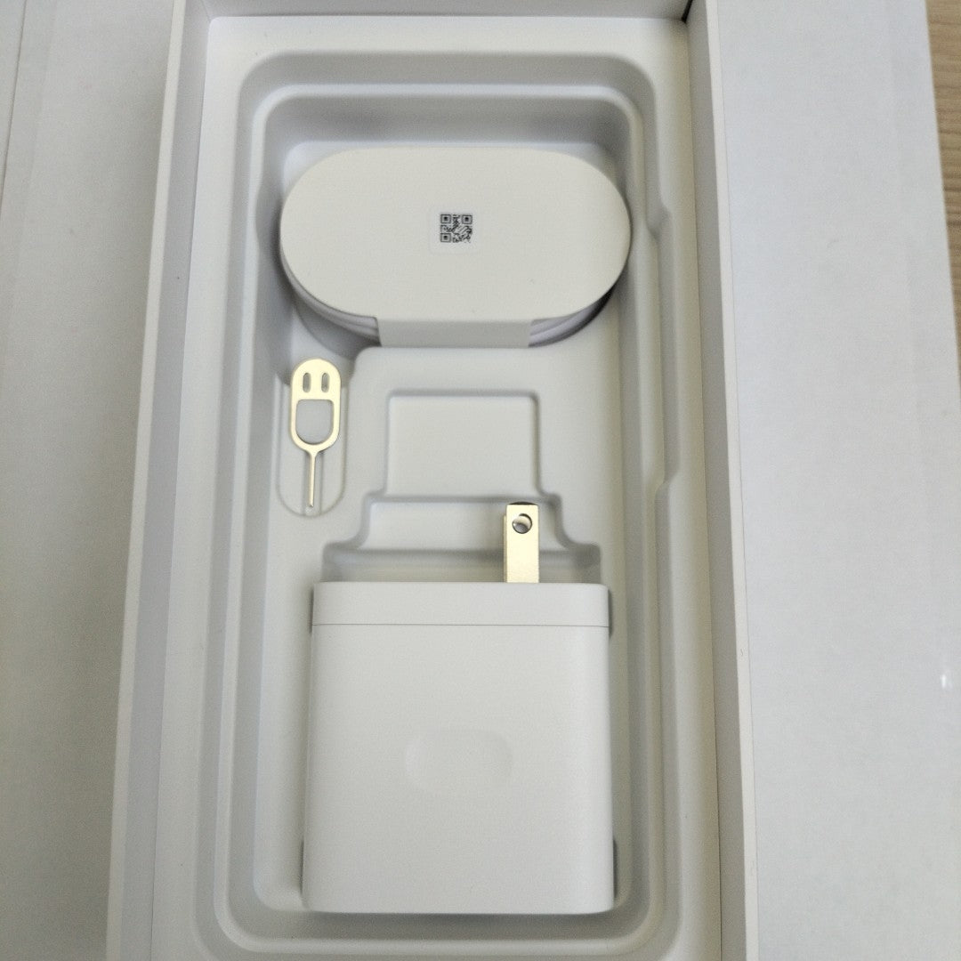 CELULAR OPPO A6 PRO CPH2781 (2025) 256 GB 8 GB RAM (SEMINUEVO)