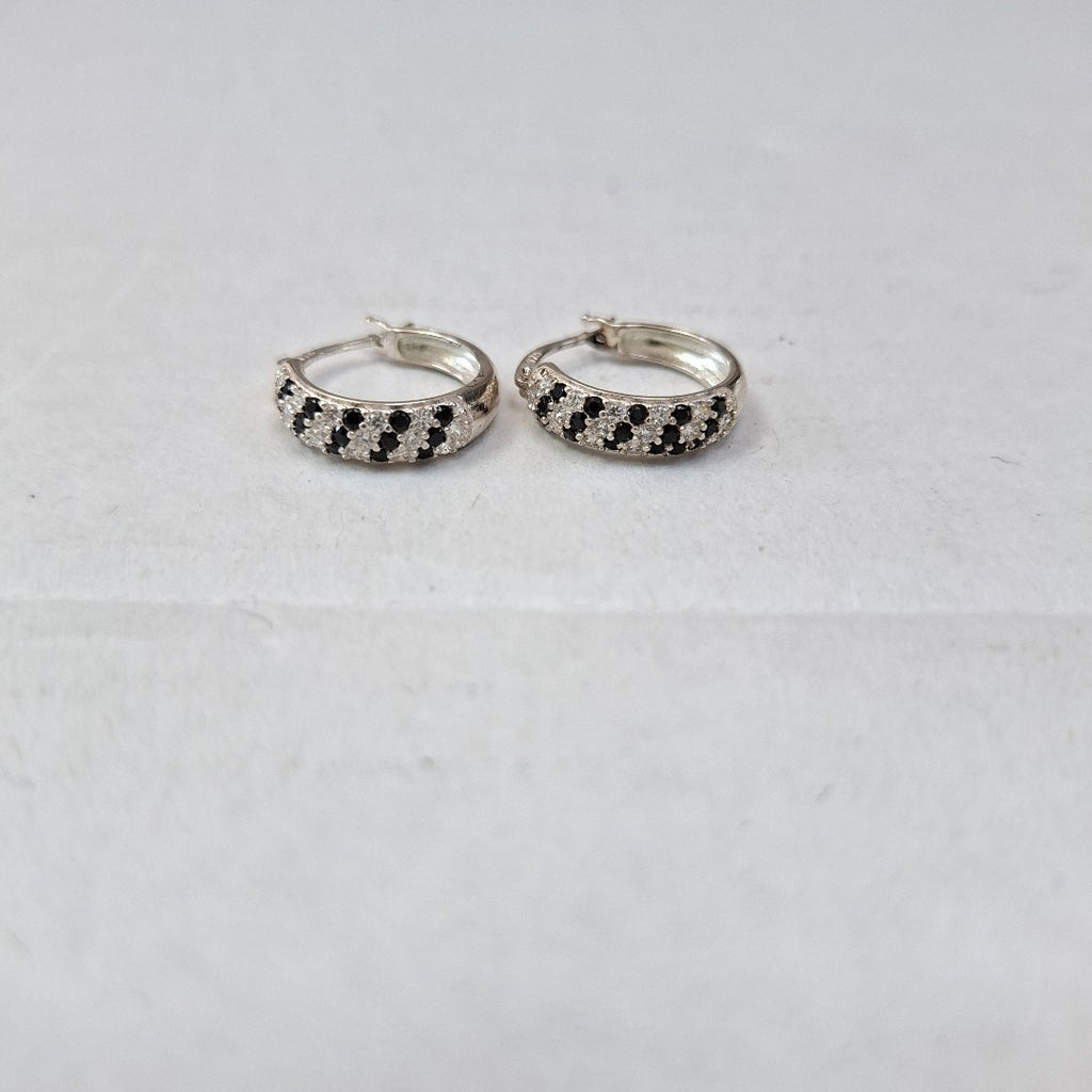 ARETES PAR PLATA 3 GRMS (SEMINUEVO)