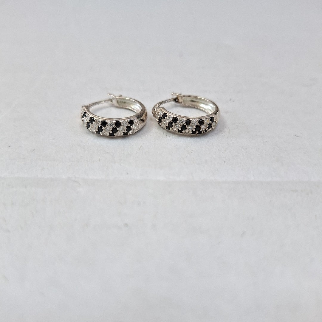 ARETES PAR PLATA 3 GRMS (SEMINUEVO)