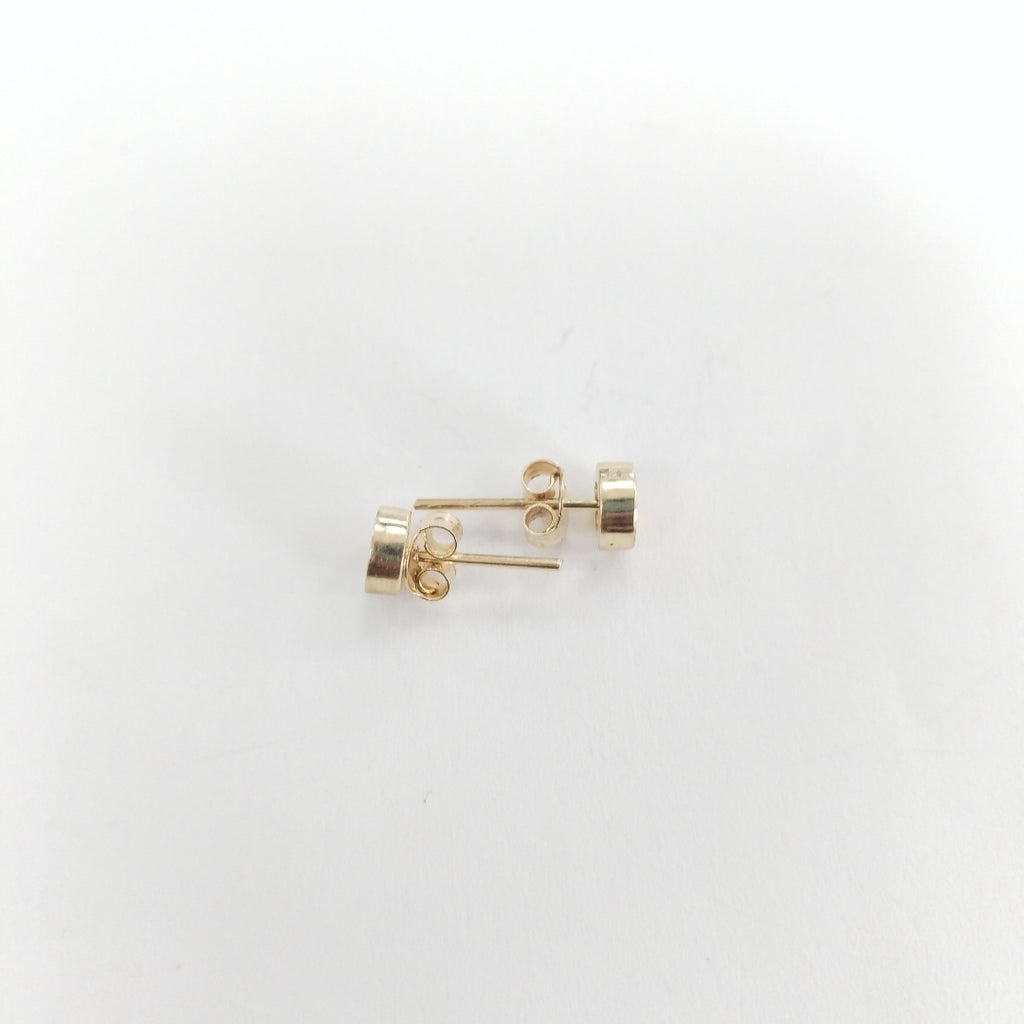 BROQUELES PAR ORO 14 K 2.4 GRMS (SEMINUEVO)