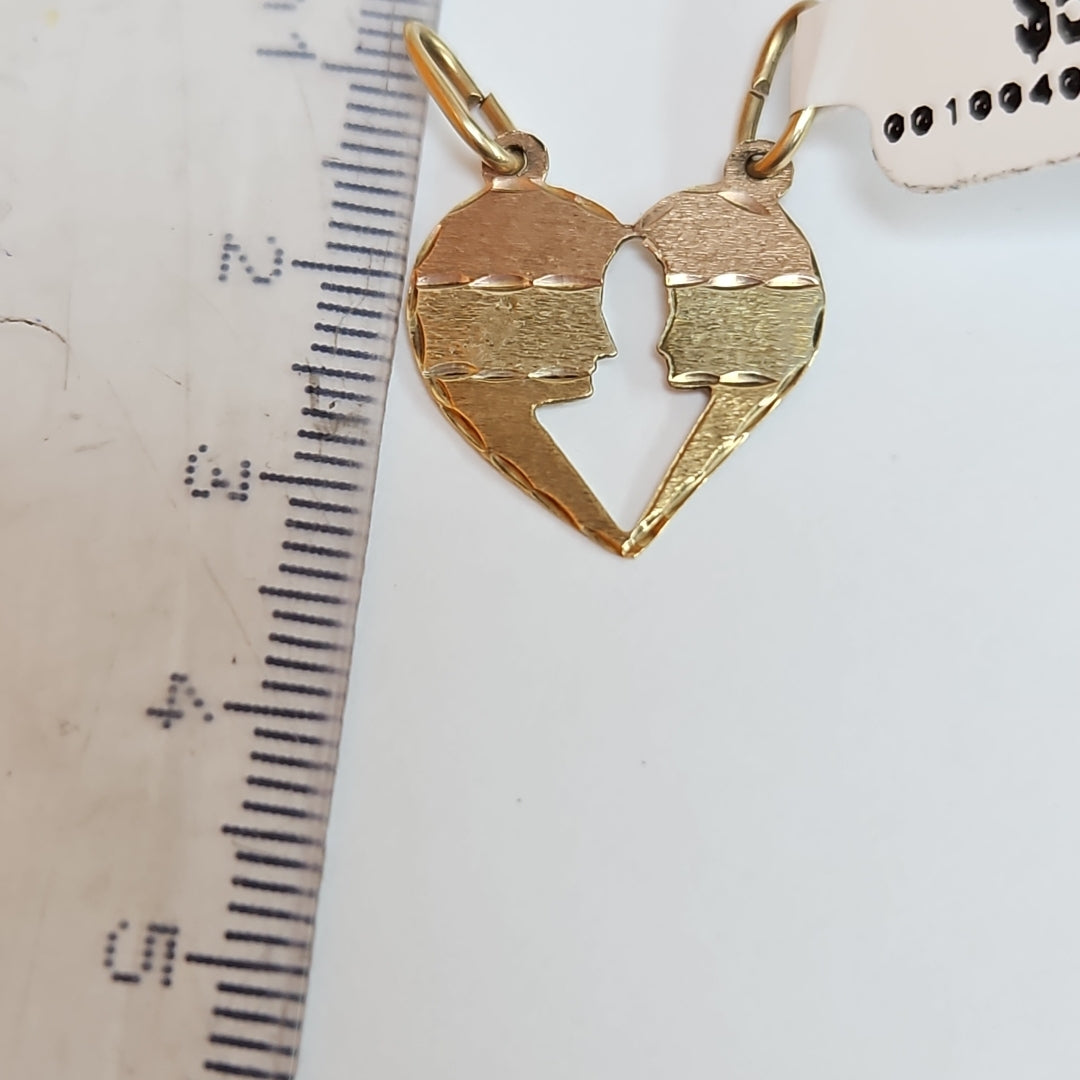 DIJE ORO 10 K 1.1 GRMS (SEMINUEVO)
