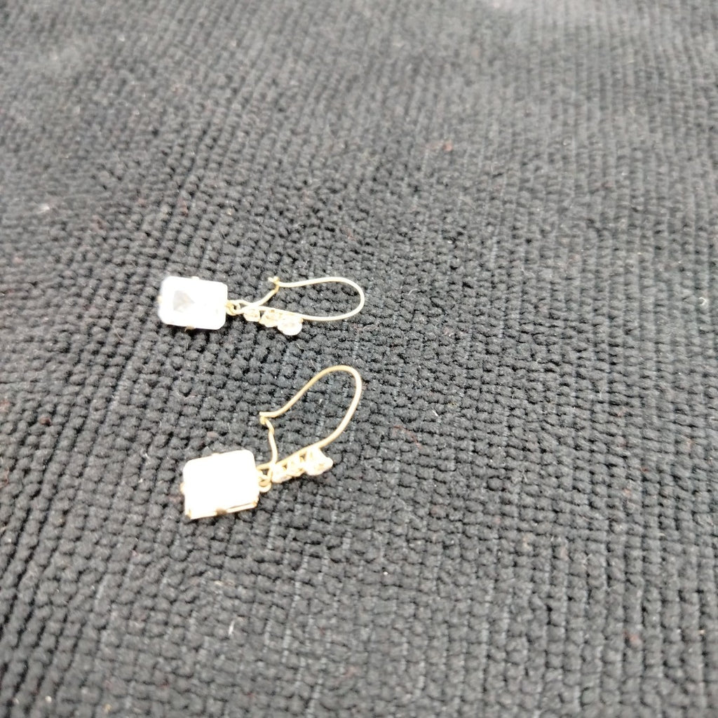 ARETES PAR ORO 10 K 1.6 GRMS (SEMINUEVO)