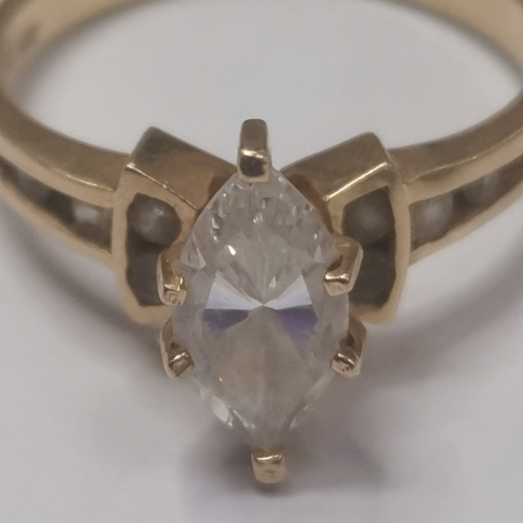 SOLITARIO ORO 14 K 3.3 GRMS (SEMINUEVO)