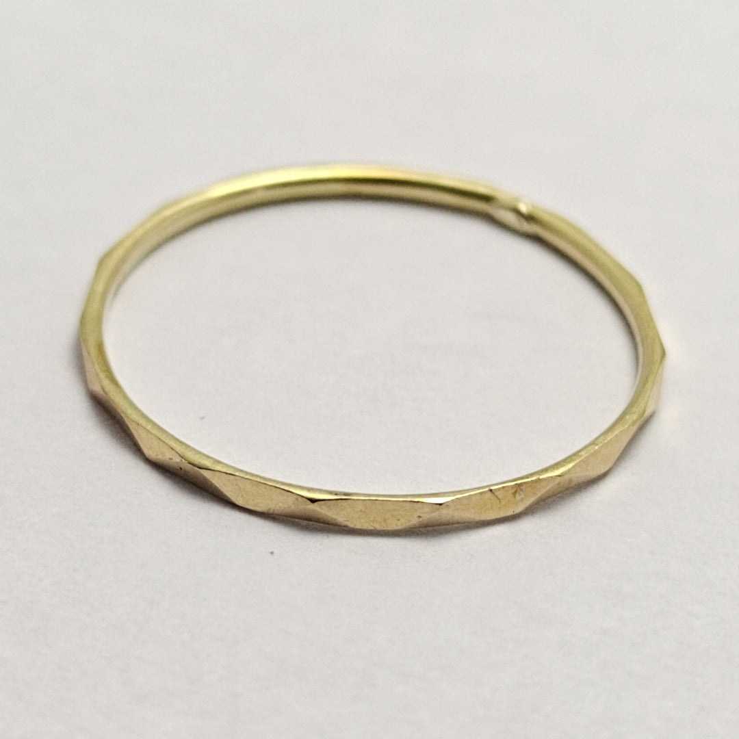ARGOLLA ORO 14 K 0.6 GRMS (SEMINUEVO)