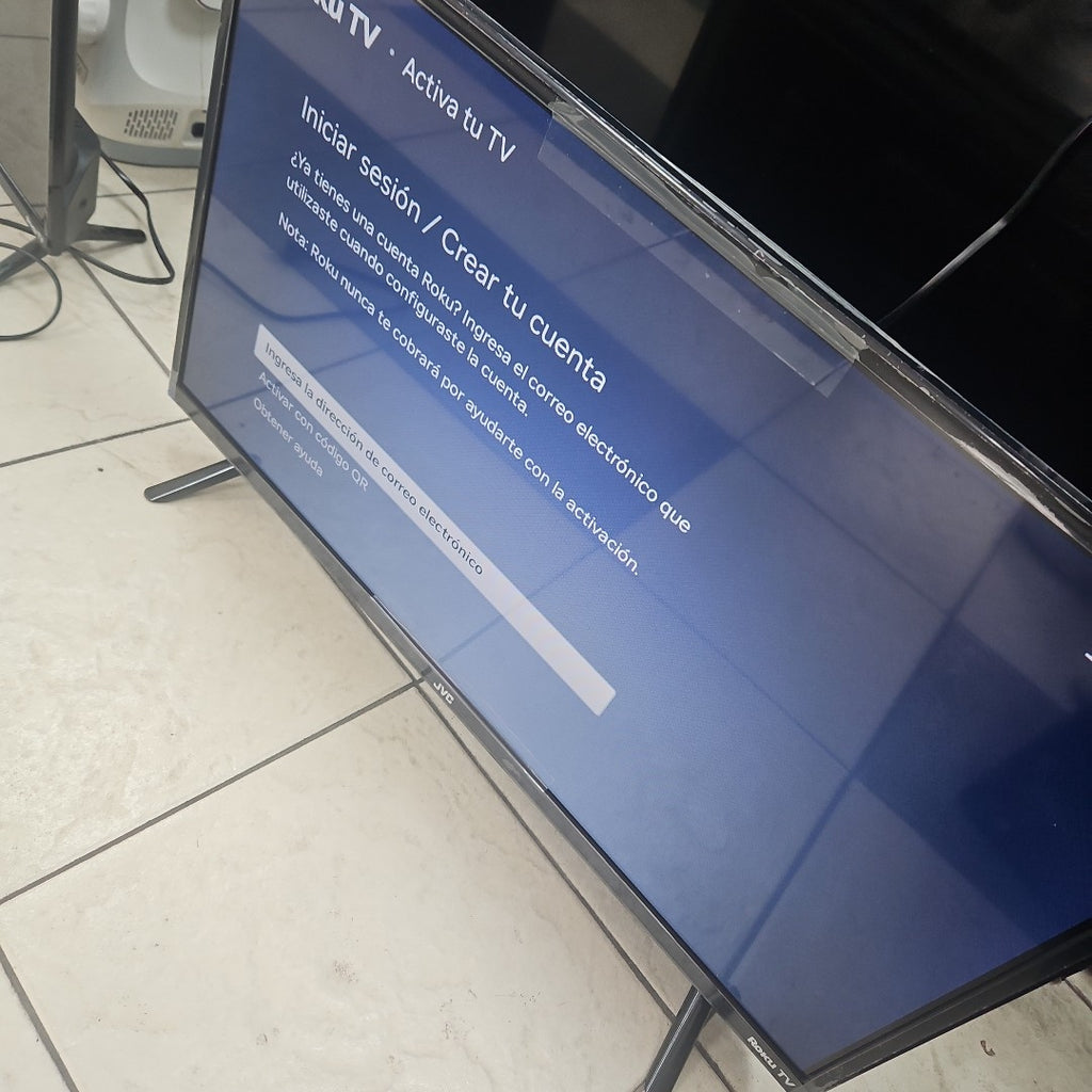 PANTALLA JVC SI32R (2024) 32" LED HD (SEMINUEVO)
