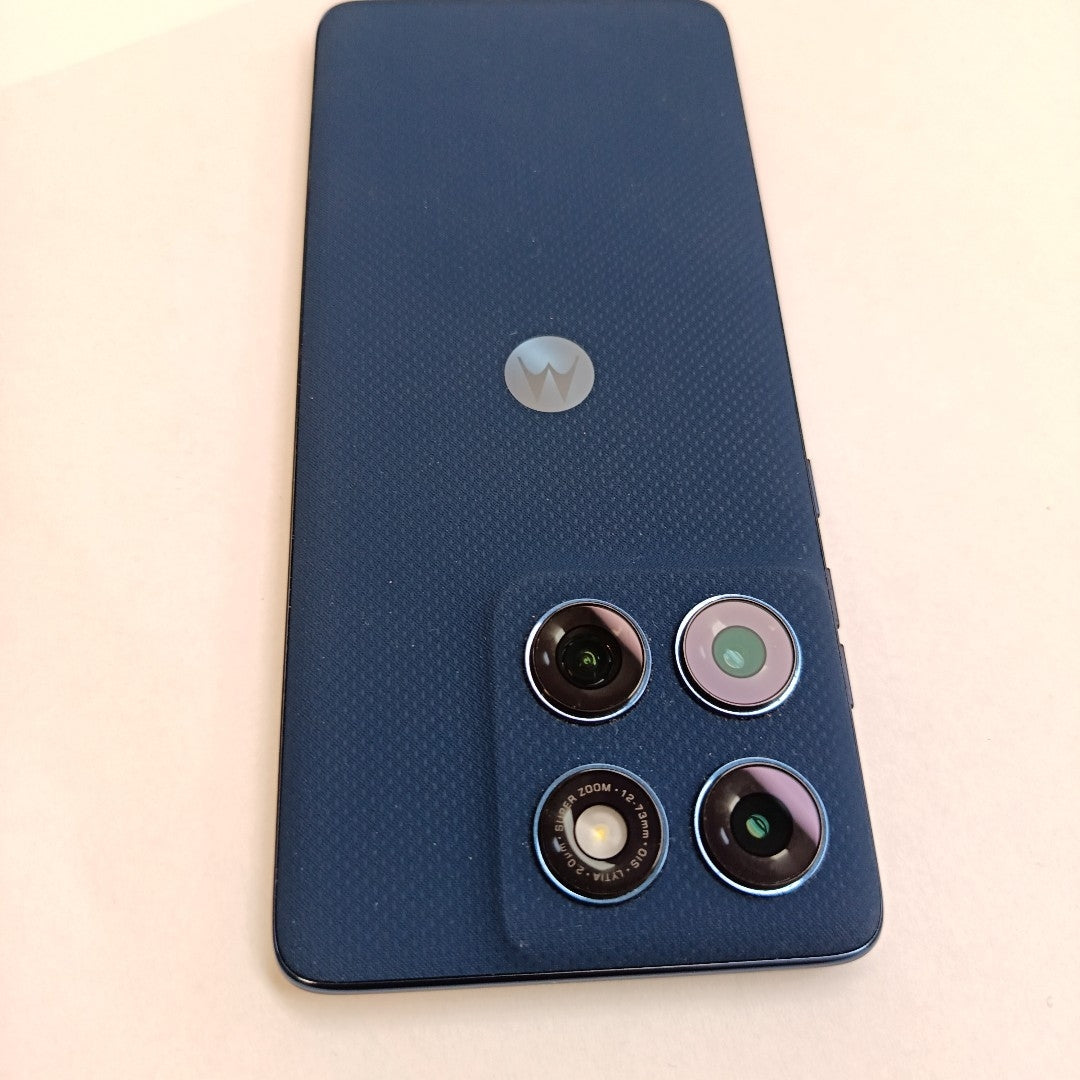CELULAR MOTOROLA EDGE 60 XT2505-4 (2025) 512 GB 12 GB RAM (SEMINUEVO)