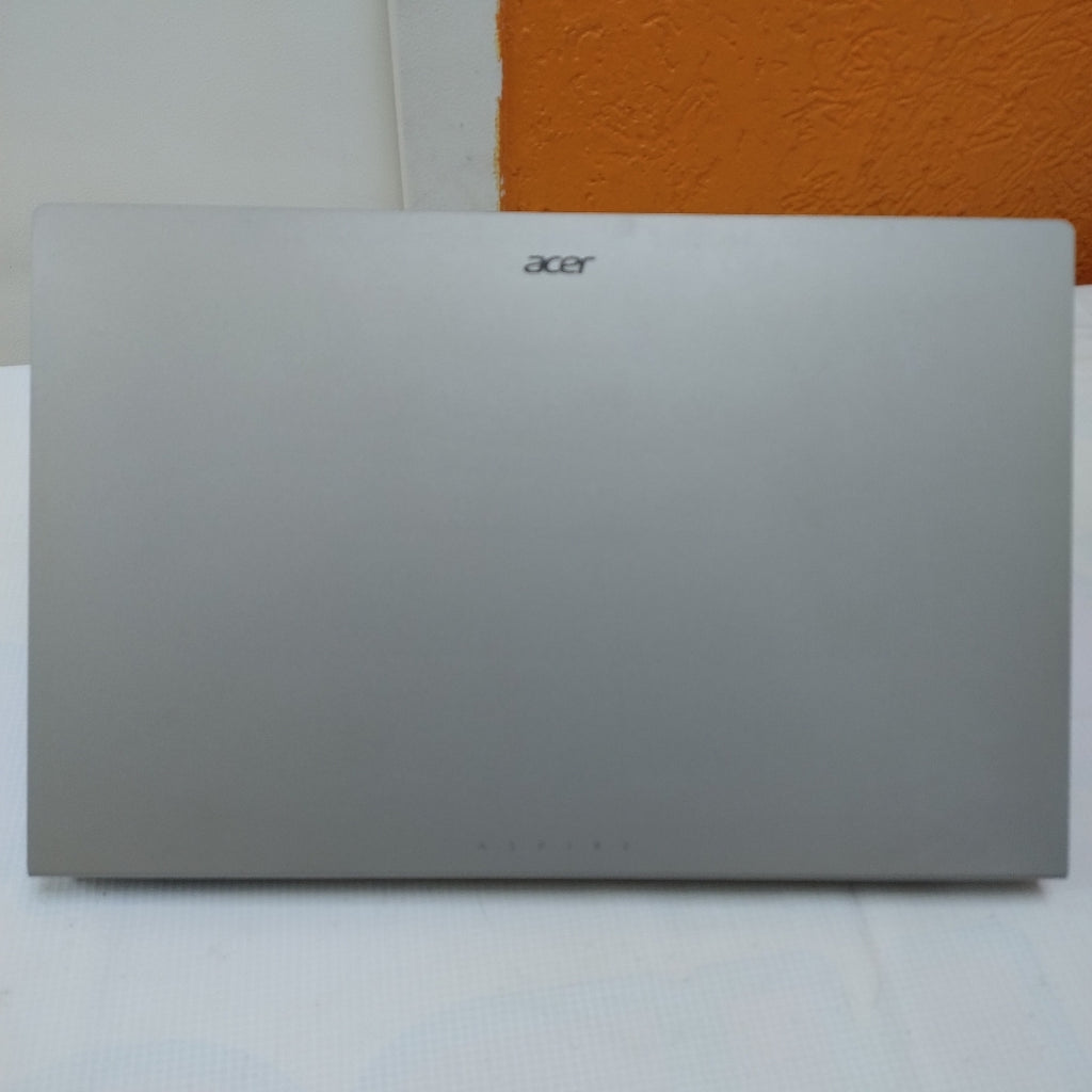 LAPTOP ACER ASPIRE LITE 15 AL15-62P-R0WX (2025) 512 GB SSD 8 GB RAM (SEMINUEVO)