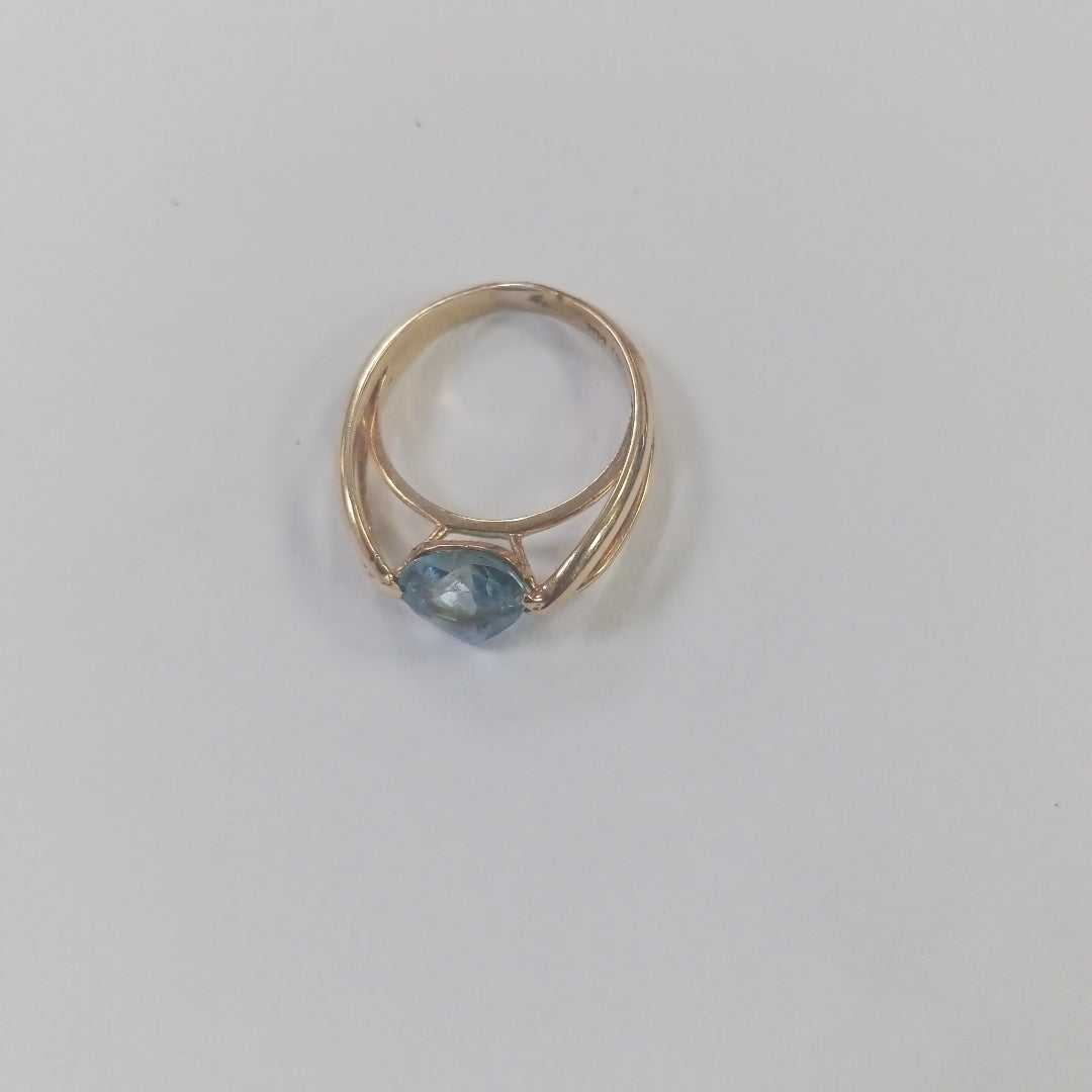 K1 3,70 GRMS 14 K ESPECIFICACIONES COMPLEMENTARIAS ANILLO CON CIRCONIA (SEMINUEVO)