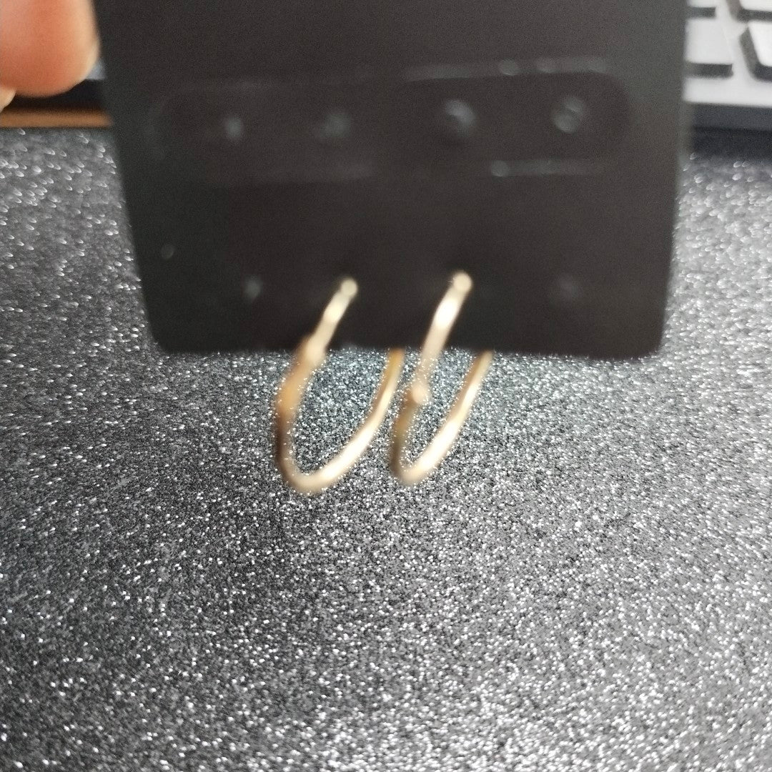 ARRACADAS PAR ORO 10 K 0.9 GRMS (SEMINUEVO)