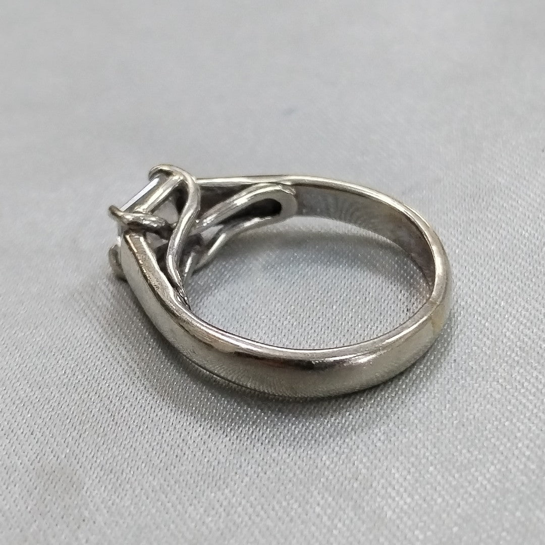 ANILLITO ORO BLANCO 14 K 3.4 GRMS (SEMINUEVO)