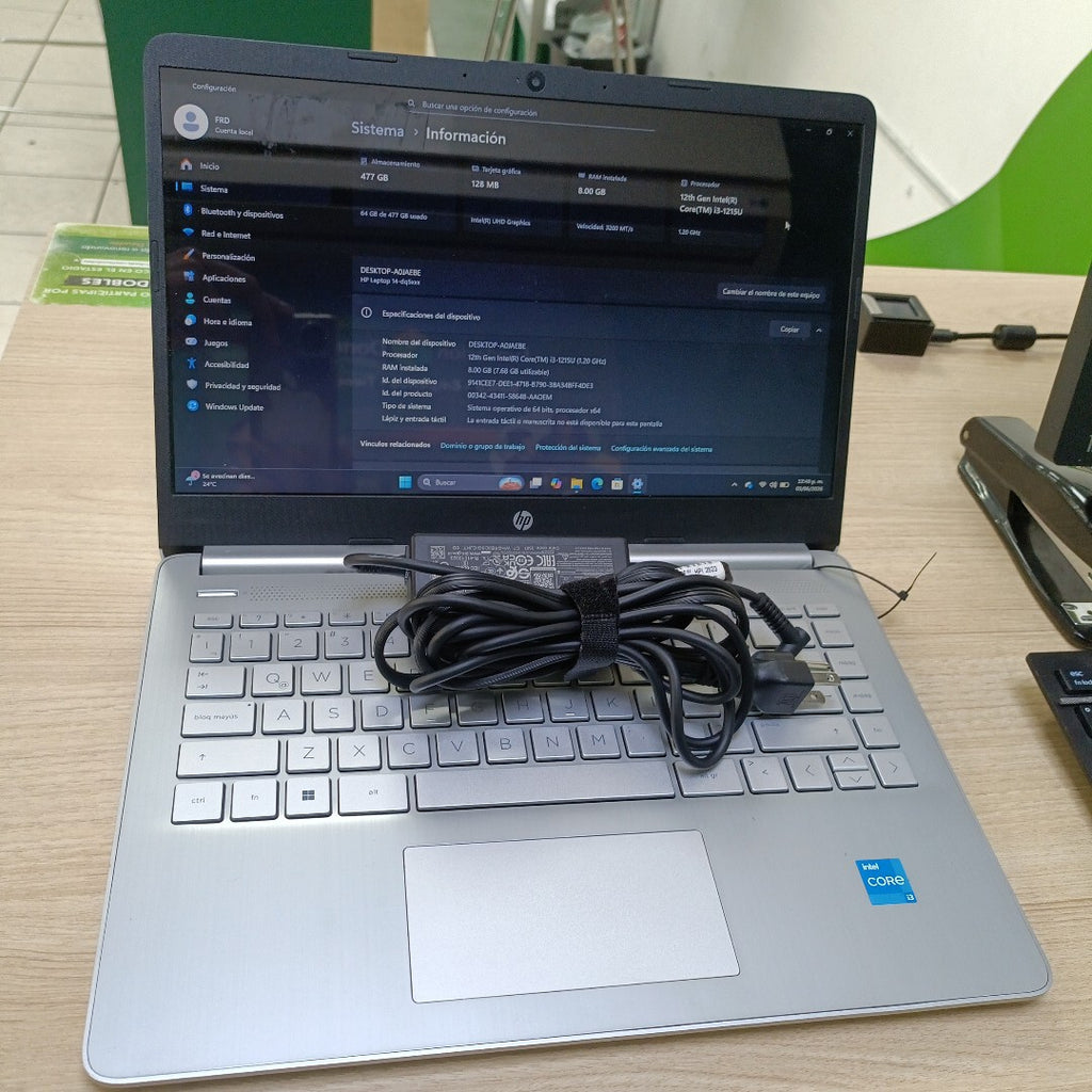 LAPTOP HP 14-DQ5032LA (2023) 512 GB SSD 8 GB RAM (SEMINUEVO)