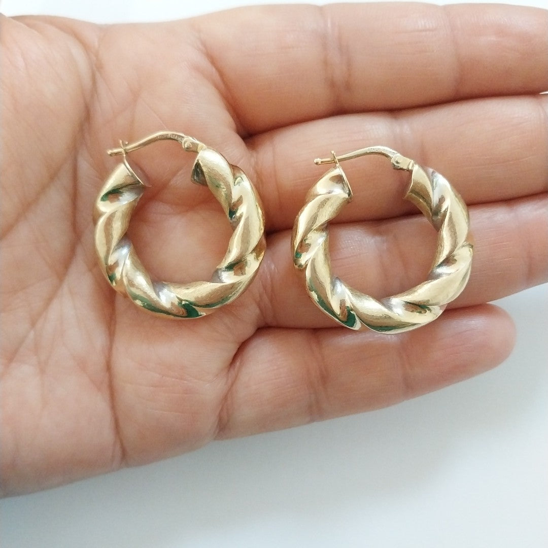 ARRACADAS PAR ORO 14 K 4.9 GRMS (SEMINUEVO)