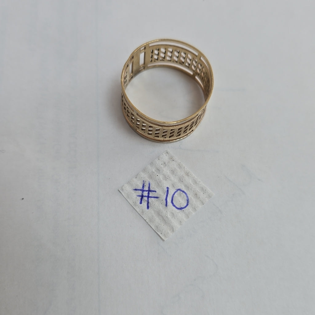 ANILLITO ORO 10 K 2.7 GRMS (SEMINUEVO)