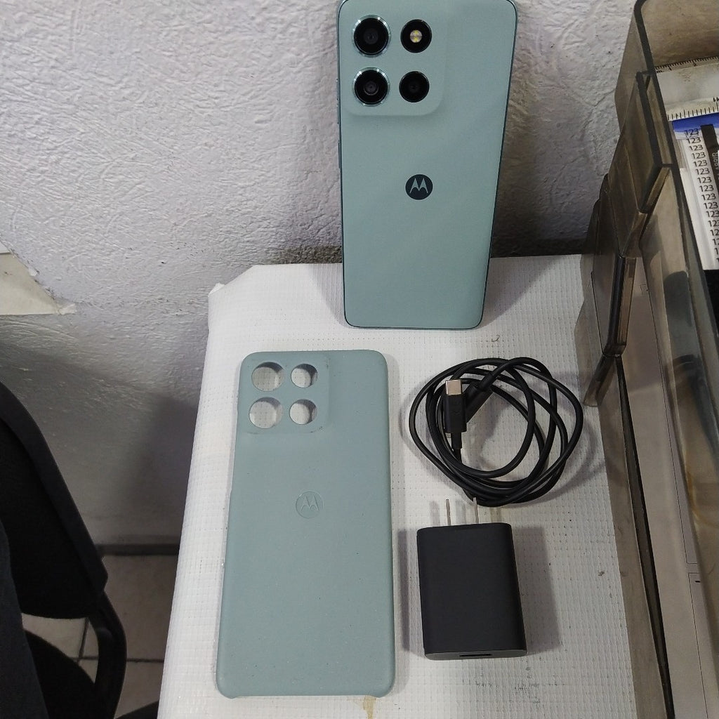 CELULAR MOTOROLA MOTO G56 5G XT2529-1(2025) 256 GB 8 GB RAM (SEMINUEVO)