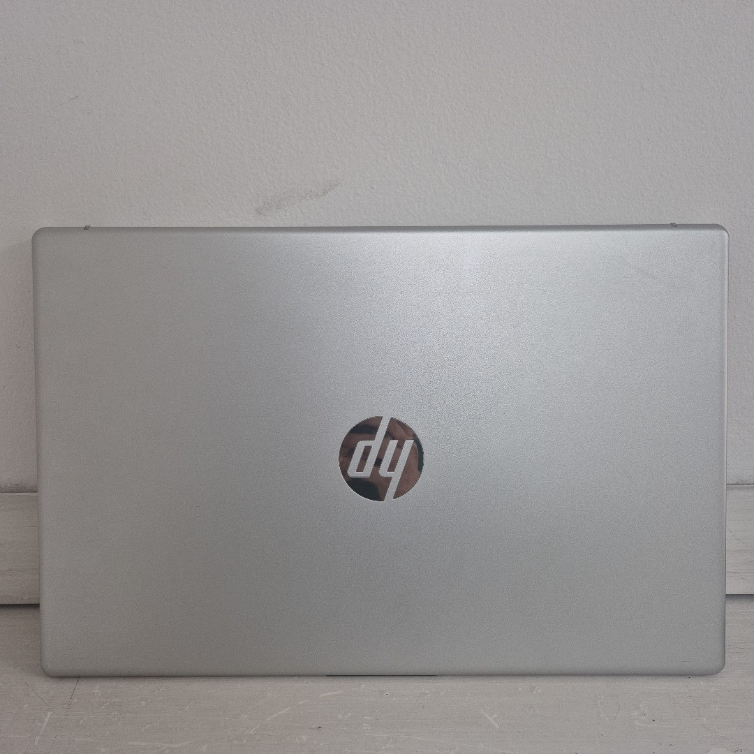 LAPTOP HP 15-FC0080LA (2024) 512 GB SSD 16 GB RAM (SEMINUEVO)