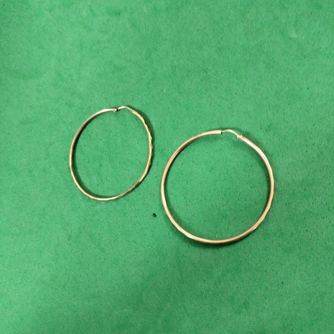 ARRACADAS PAR ORO 8 K 3.2 GRMS (SEMINUEVO)