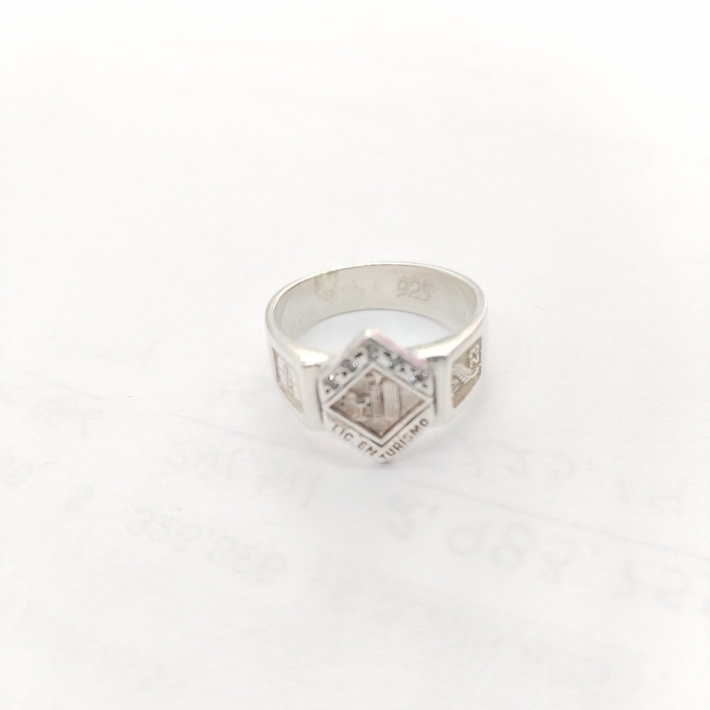 ANILLO DE GRADUACIÓN PLATA 5.3 GRMS (SEMINUEVO)