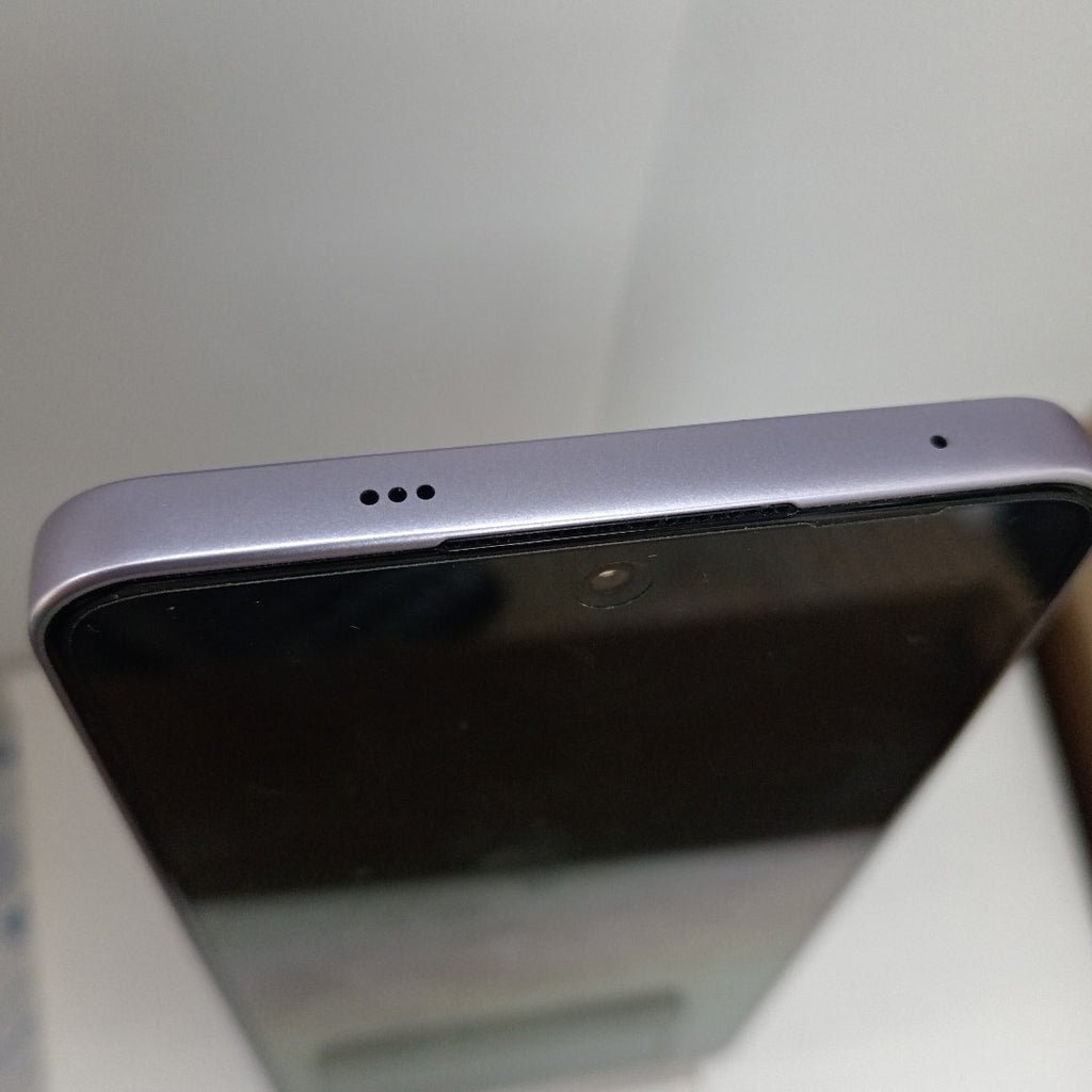 CELULAR OPPO RENO 13F 5G CPH2699 (2025) 256 GB 12 GB RAM (SEMINUEVO)