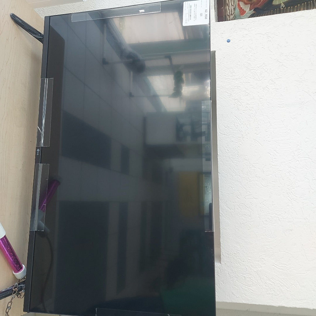 PANTALLA LG 32LR600BPSC (2025) 32" LED HD (SEMINUEVO)