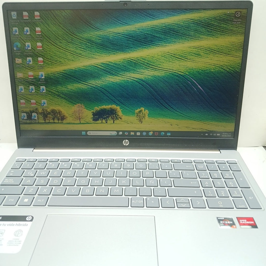 LAPTOP HP 15-FC0033LA (2025) 1 TB SSD 16 GB RAM (SEMINUEVO)