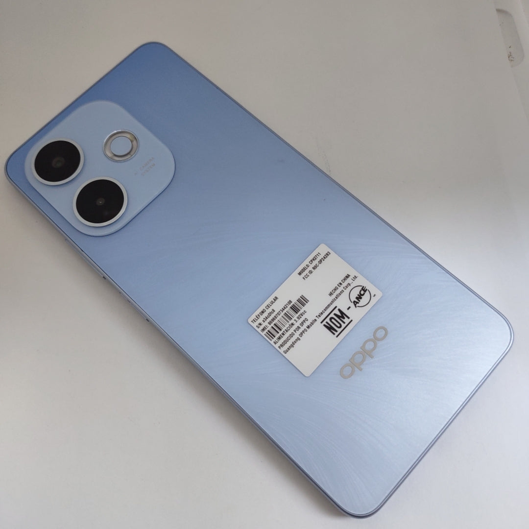 CELULAR OPPO A5 PRO CPH2711 (2025) 256 GB 8 GB RAM (SEMINUEVO)