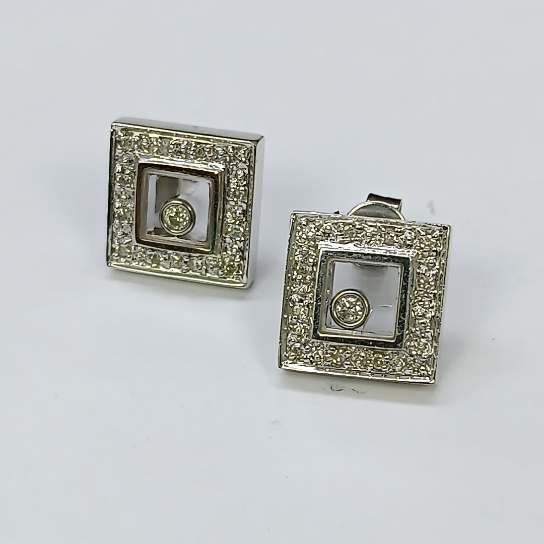 BROQUELES PAR ORO BLANCO 18 K 4.7 GRMS (SEMINUEVO)